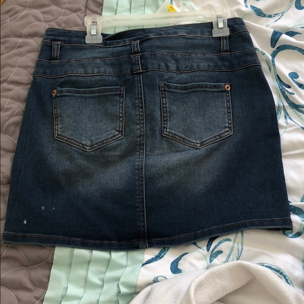 -size 1 jean mini skirt in great condition - Picture 2 of 2